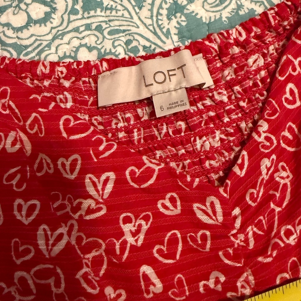Loft Heart Cinched Sweetheart Neck Blouse - Sz 6 - Picture 6 of 7